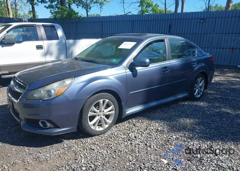 2014 Subaru Legacy 3.6R Limited из США, поврежденный, VIN 4S3BMDM6XE2028676